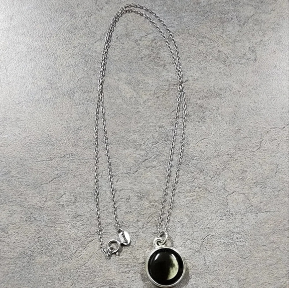 Moonglow pendant sterling silver necklace - Picture 2 of 4